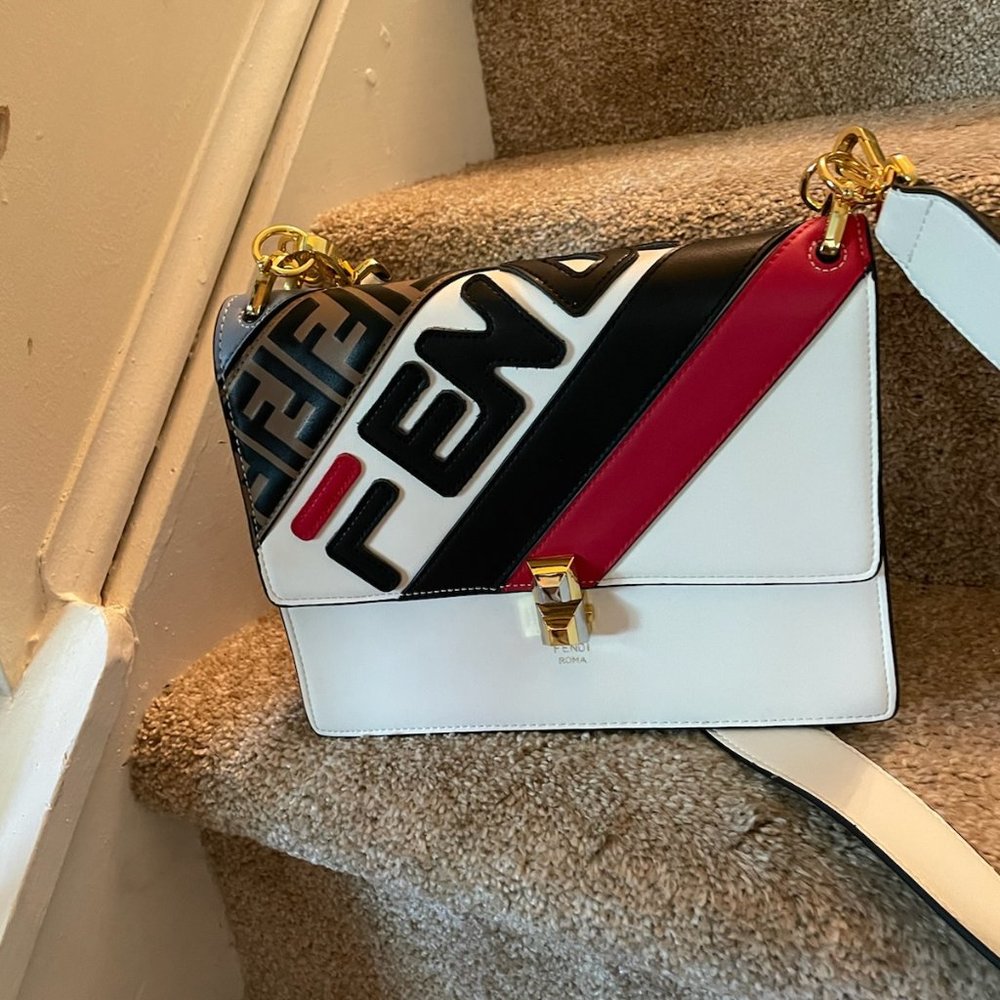 Fendi Mania Logo Kan - Bag Inlaid Leather Medium